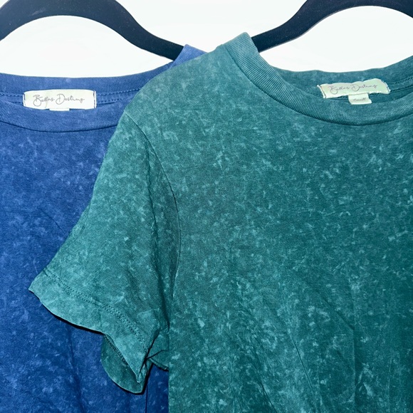 Knotted Short Sleeve Tops - Blue and Green - Picture 2 of 2